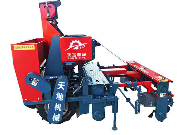 土豆收獲機設(shè)備